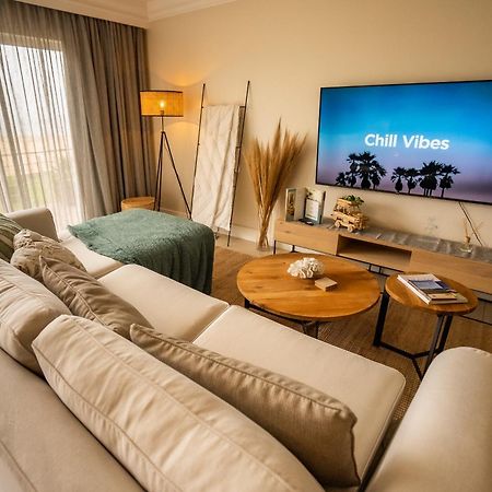 Deja Blue Beachfront Villa, Newly Renovated Langstrand Ngoại thất bức ảnh