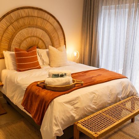 Deja Blue Beachfront Villa, Newly Renovated Langstrand Ngoại thất bức ảnh