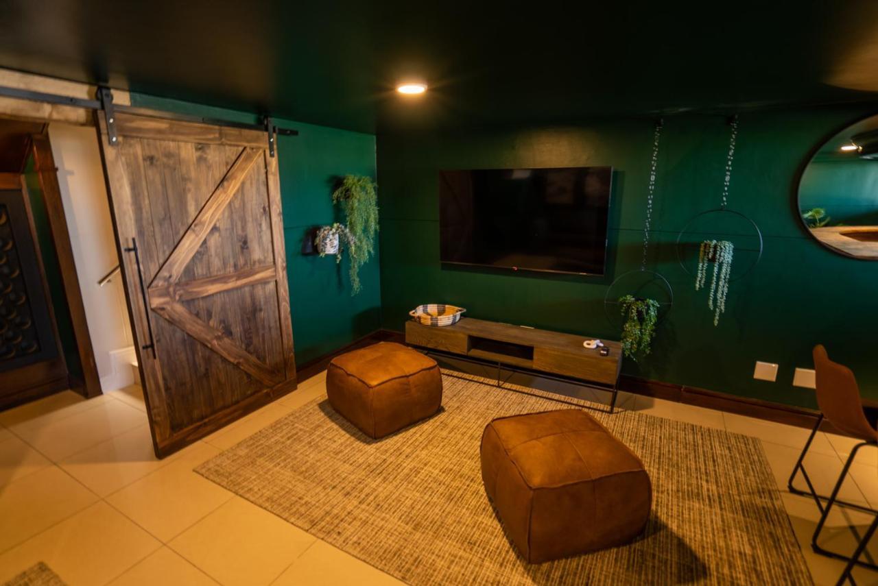 Deja Blue Beachfront Villa, Newly Renovated Langstrand Ngoại thất bức ảnh