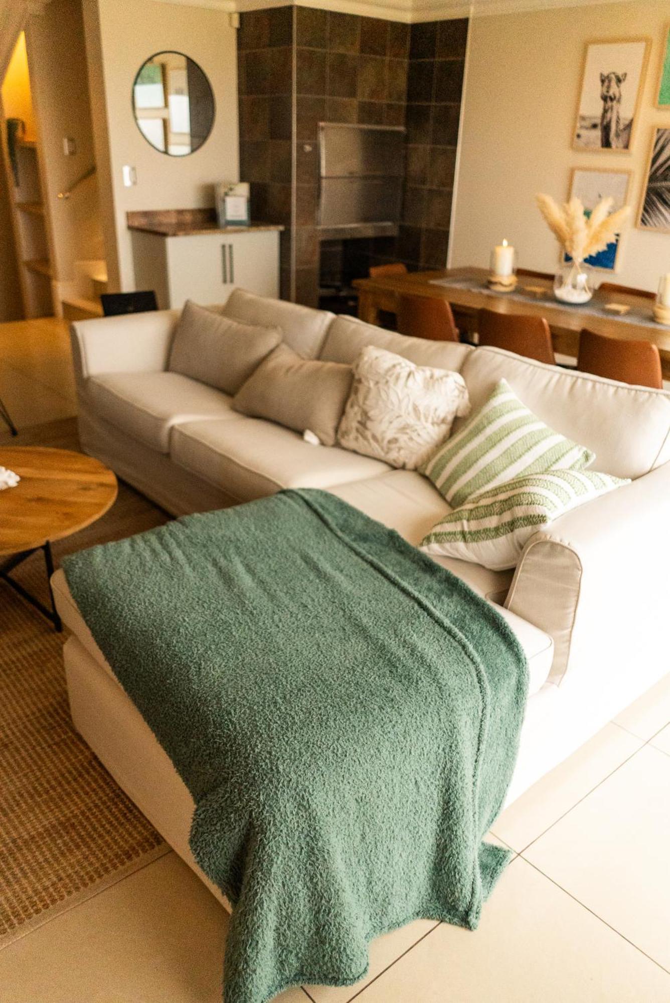 Deja Blue Beachfront Villa, Newly Renovated Langstrand Ngoại thất bức ảnh